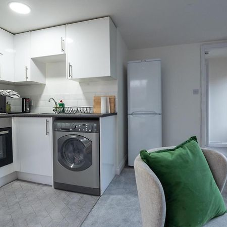 Bristol Short Stays - Amazing Redland Flat! Free Parking Екстер'єр фото