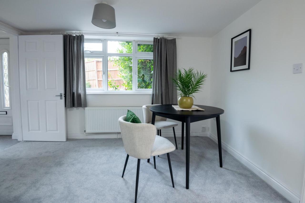Bristol Short Stays - Amazing Redland Flat! Free Parking Екстер'єр фото