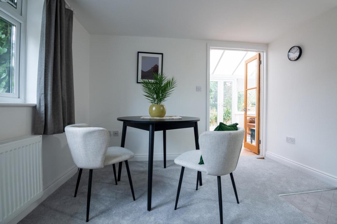 Bristol Short Stays - Amazing Redland Flat! Free Parking Екстер'єр фото